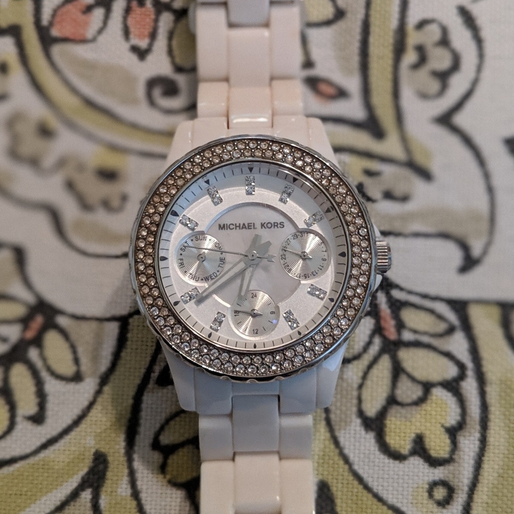 Michael Kors Watch - Picture 1 of 3
